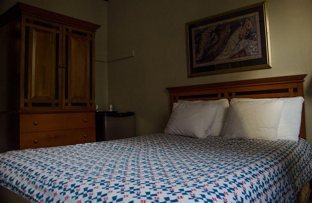 Hotel Ambassador Vancouver Eksteriør bilde