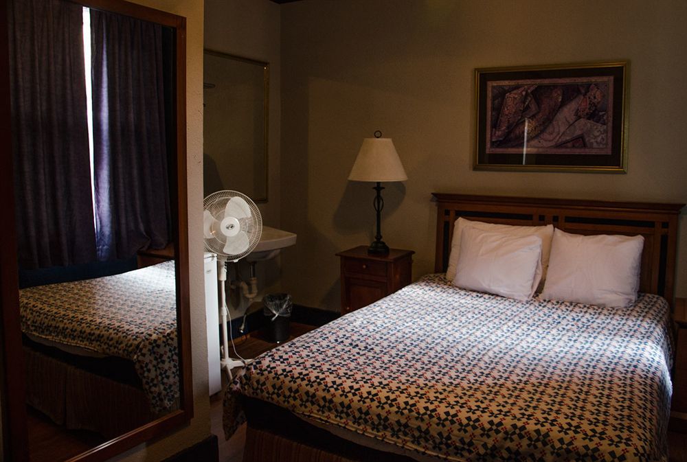 Hotel Ambassador Vancouver Eksteriør bilde