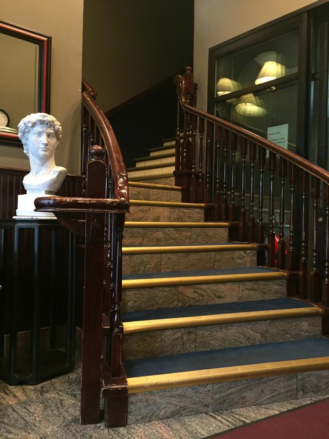 Hotel Ambassador Vancouver Eksteriør bilde