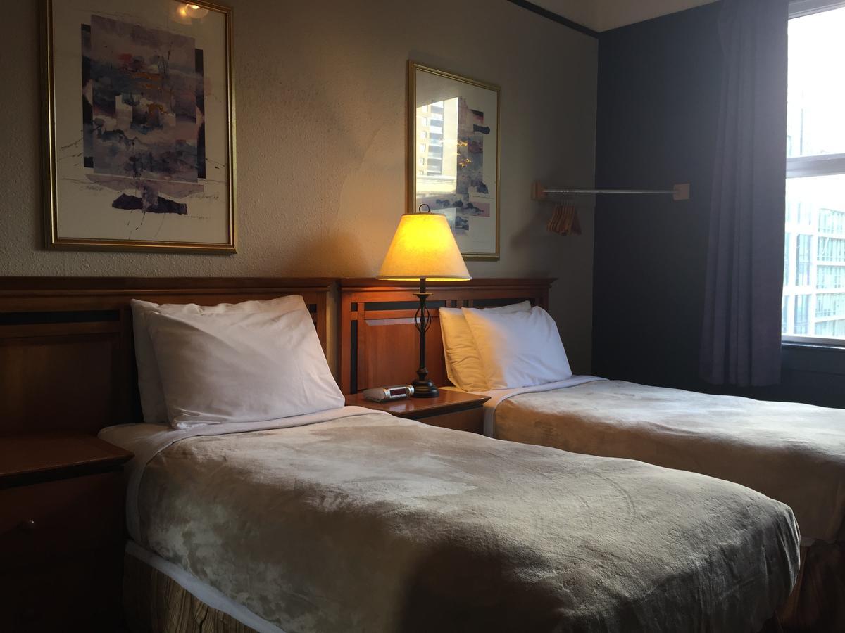 Hotel Ambassador Vancouver Eksteriør bilde