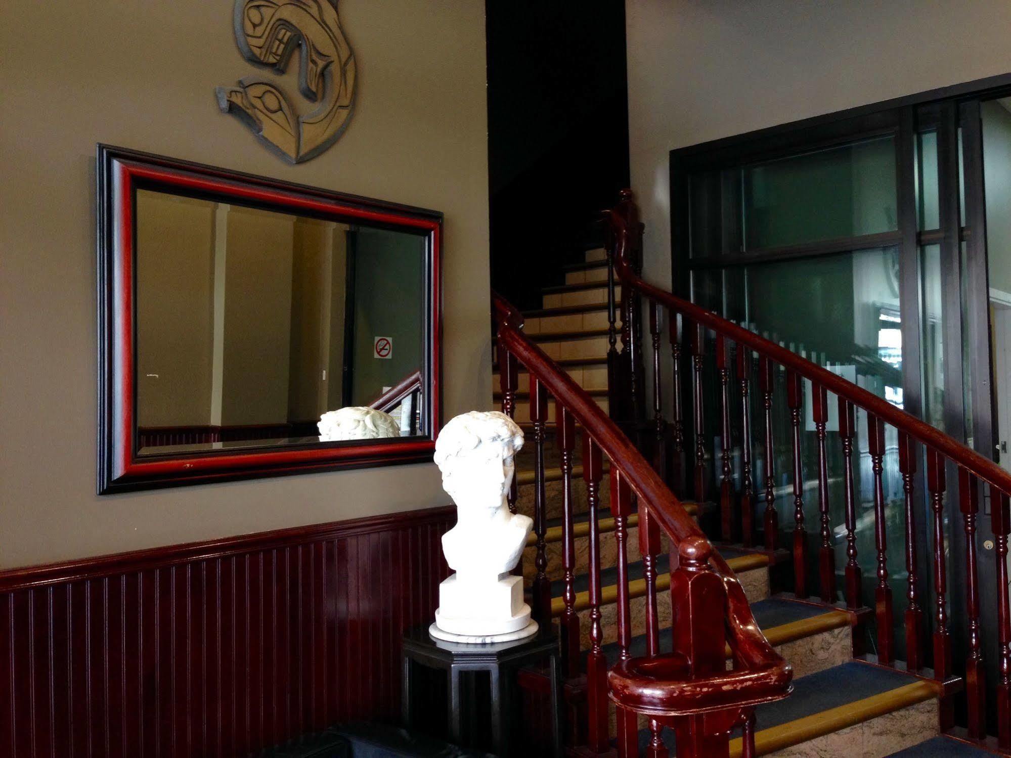 Hotel Ambassador Vancouver Eksteriør bilde